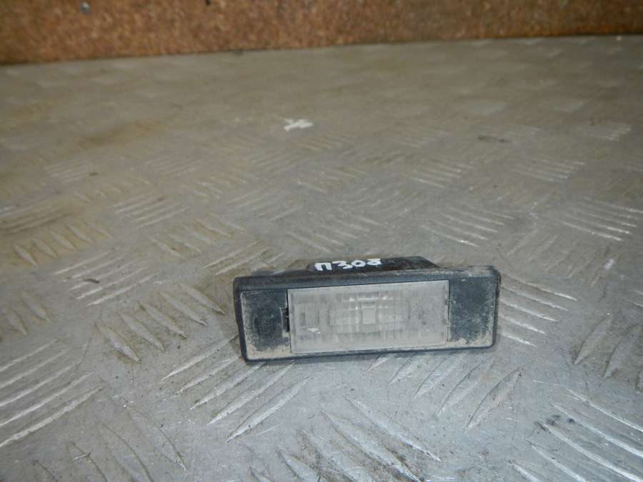 6340G9 Фонарь подсветки номера  Peugeot 308 0000г. | Фото № 1  6340G9 Фонарь подсветки номера  Peugeot 308 0000г. - Фото 1