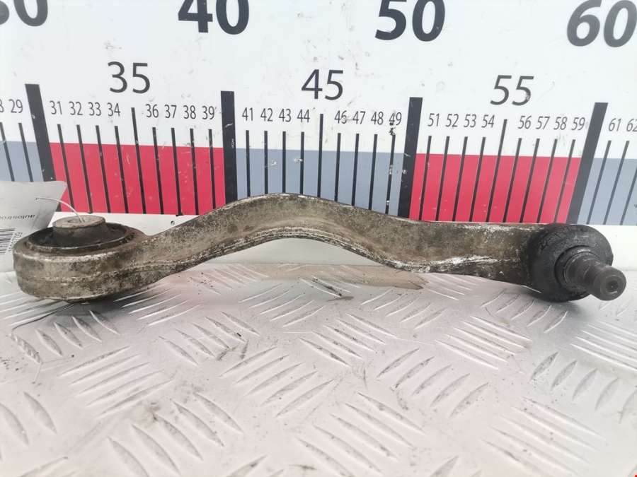 Рычаг передний правый Audi A4 B6 (2000-2006) Универсал 2001г. | Фото № 1 Рычаг передний правый Audi A4 B6 (2000-2006) Универсал 2001г. - Фото 1