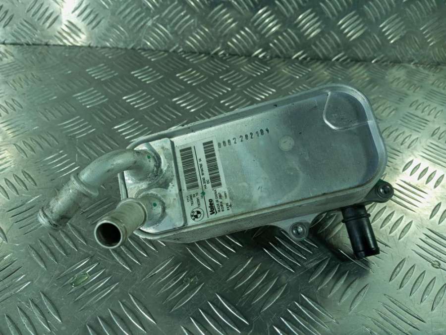 7623685 Радиатор АКПП BMW i3 2019г. | Фото № 1 7623685 Радиатор АКПП BMW i3 2019г. - Фото 1