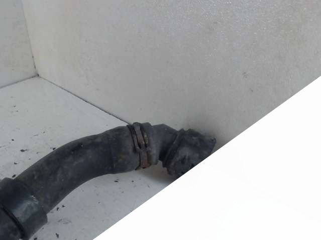 Патрубок (трубопровод, шланг) Audi A3 (8L1) (1996 - 2003) Хэтчбек (5-дв) 1998г. | Фото № 2 Патрубок (трубопровод, шланг) Audi A3 (8L1) (1996 - 2003) Хэтчбек (5-дв) 1998г. - Фото 2