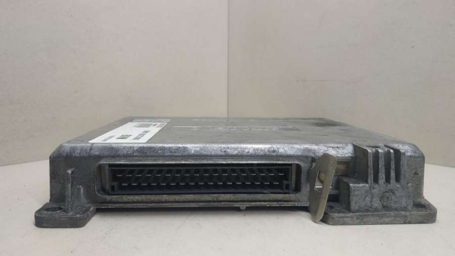 BVMHOM77007318017700735140BENDIXS100813101G Блок управления двигателем Renault 5 2 1995г. | Фото № 2 BVMHOM77007318017700735140BENDIXS100813101G Блок управления двигателем Renault 5 2 1995г. - Фото 2