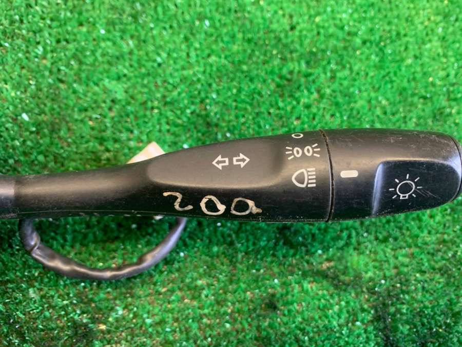 Переключатель подрулевой (стрекоза)   Mitsubishi Carisma 2000г. | Фото № 6    Переключатель подрулевой (стрекоза)   Mitsubishi Carisma 2000г. - Фото 6