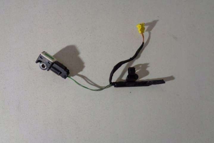 8V4T14B006AA Датчик удара Volvo S60 1 поколение (2000-2004) 2000г. | Фото № 3 8V4T14B006AA Датчик удара Volvo S60 1 поколение (2000-2004) 2000г. - Фото 3