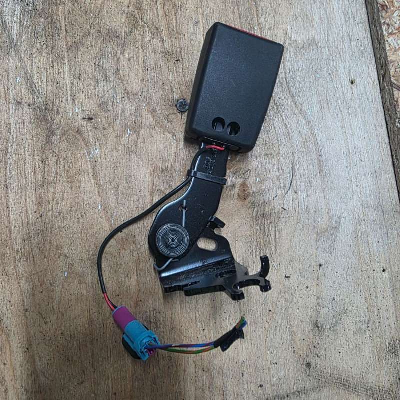 34130682 31332777 Замок ремня безопасности Volvo XC60 1 2016г. | Фото № 2 34130682 31332777 Замок ремня безопасности Volvo XC60 1 2016г. - Фото 2