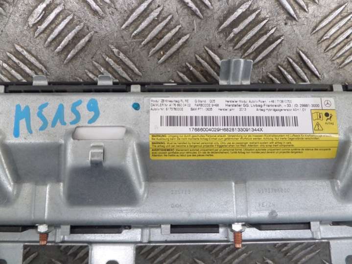 A1768600402 Подушка безопасности  Mercedes A W176 (2012-2015) 2012г. | Фото № 3  A1768600402 Подушка безопасности  Mercedes A W176 (2012-2015) 2012г. - Фото 3