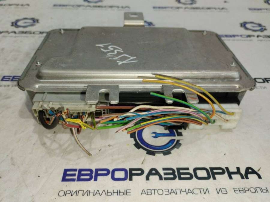 LR014323AH4214D392ABC2D6833LR014323 Блок управления пневмоподвеской Jaguar XJ X351 2010г. | Фото № 8 LR014323AH4214D392ABC2D6833LR014323 Блок управления пневмоподвеской Jaguar XJ X351 2010г. - Фото 8