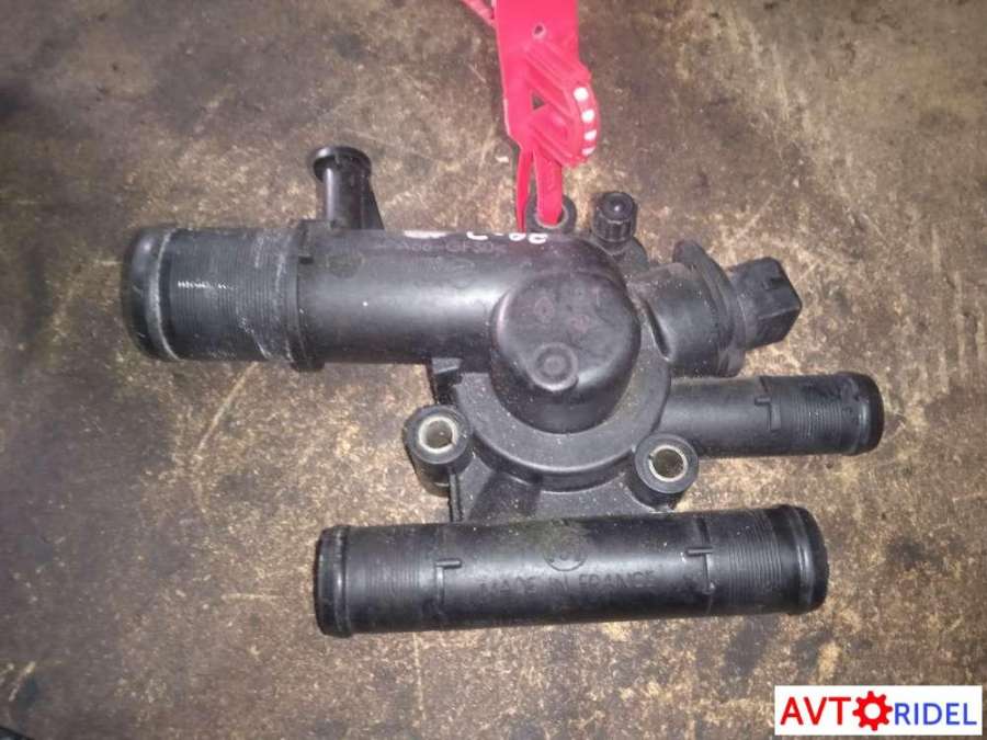 8200112054B Корпус термостата Renault Megane 2 (2002-2009) 2005г. | Фото № 2 8200112054B Корпус термостата Renault Megane 2 (2002-2009) 2005г. - Фото 2