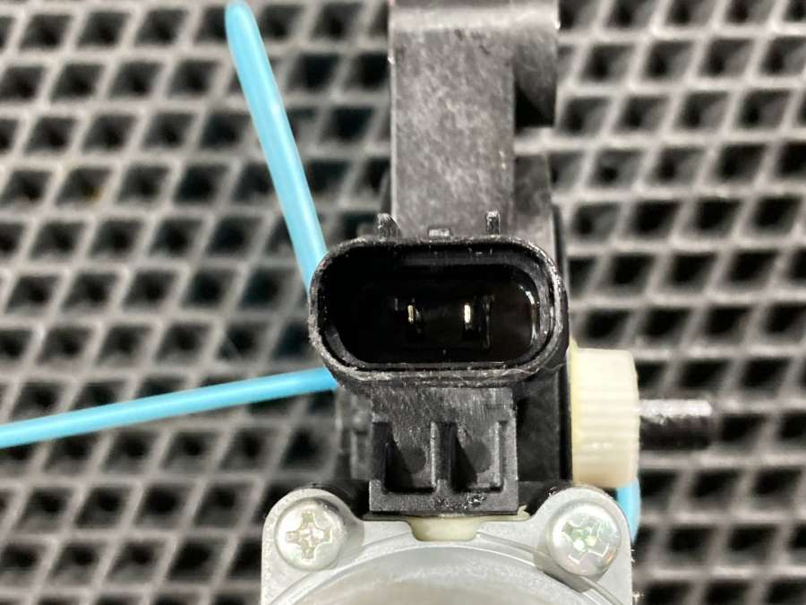 83450L3000 Моторчик стеклоподъемника задний левый  Kia K5 3 2020г. | Фото № 6  83450L3000 Моторчик стеклоподъемника задний левый  Kia K5 3 2020г. - Фото 6