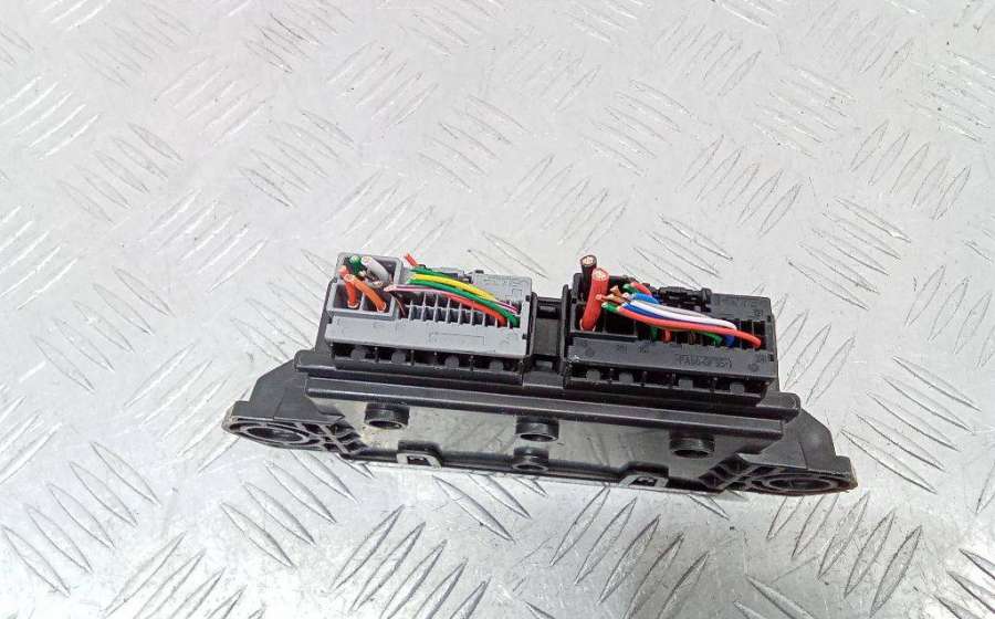 81870-N7101 Блок управления крышкой багажника Hyundai Tucson 2022г. | Фото № 2 81870-N7101 Блок управления крышкой багажника Hyundai Tucson 2022г. - Фото 2