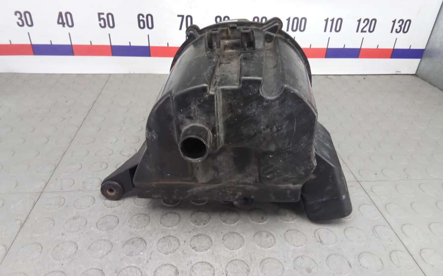 Корпус воздушного фильтра SKODA FABIA 2 0000г. | Фото № 7 Корпус воздушного фильтра SKODA FABIA 2 0000г. - Фото 7