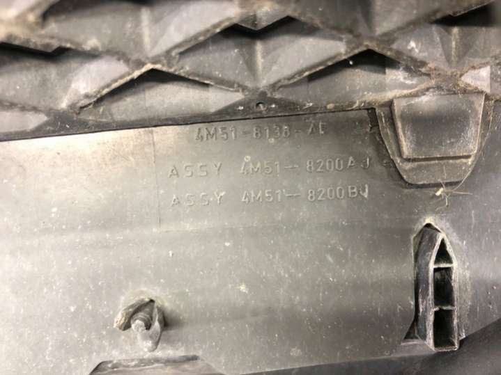 LORK-2114-18302 Решетка радиатора Ford Focus 2 поколение (2005-2008) 2005г. | Фото № 4 LORK-2114-18302 Решетка радиатора Ford Focus 2 поколение (2005-2008) 2005г. - Фото 4