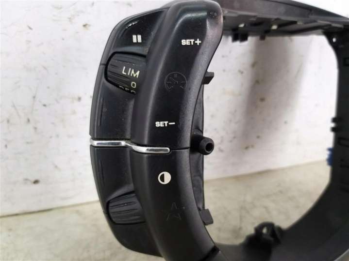 2004-2008R96584228XT Руль Citroen C4 1 поколение (2004-2008) 2004г. | Фото № 2 2004-2008R96584228XT Руль Citroen C4 1 поколение (2004-2008) 2004г. - Фото 2