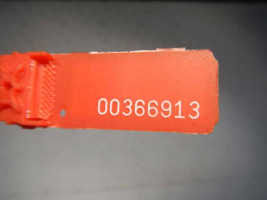 Ремень безопасности задний правый Toyota Camry (XV30) (2001-2006) Седан 2002г. | Фото № 1 Ремень безопасности задний правый Toyota Camry (XV30) (2001-2006) Седан 2002г. - Фото 1