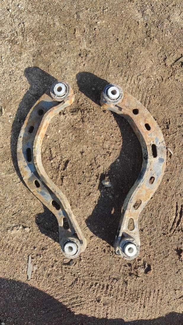 Рычаг задний Audi A6 C6 (S6,RS6) 2011г. | Фото № 1 Рычаг задний Audi A6 C6 (S6,RS6) 2011г. - Фото 1