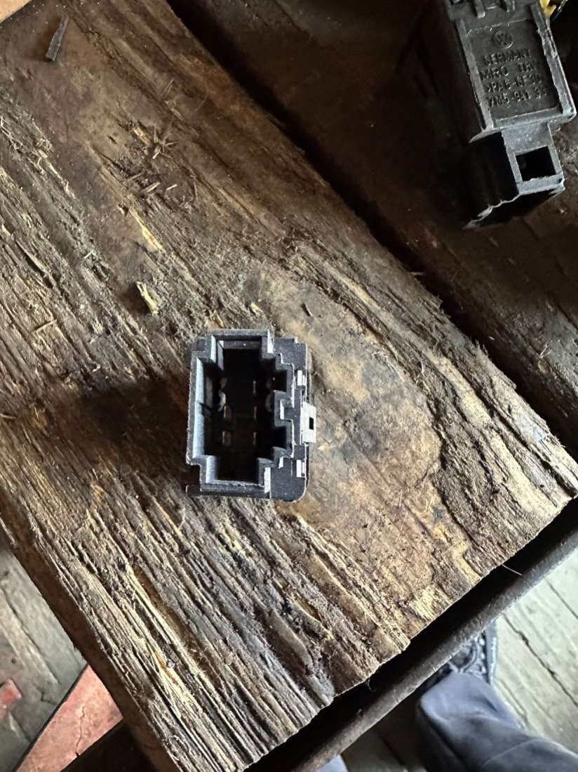 Кнопка корректора фар Volkswagen Sharan 1 restailing 2001г. | Фото № 2 Кнопка корректора фар Volkswagen Sharan 1 restailing 2001г. - Фото 2