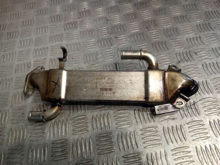 Радиатор системы ЕГР Mercedes ML-Class (W163) (1997-2005) Внедорожник 5дв. 2000г. | Фото № 1 Радиатор системы ЕГР Mercedes ML-Class (W163) (1997-2005) Внедорожник 5дв. 2000г. - Фото 1