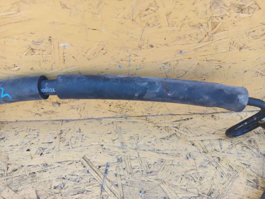 Трубка гидроусилителя Toyota RAV4 2 (XA20) 2005г. | Фото № 3 Трубка гидроусилителя Toyota RAV4 2 (XA20) 2005г. - Фото 3