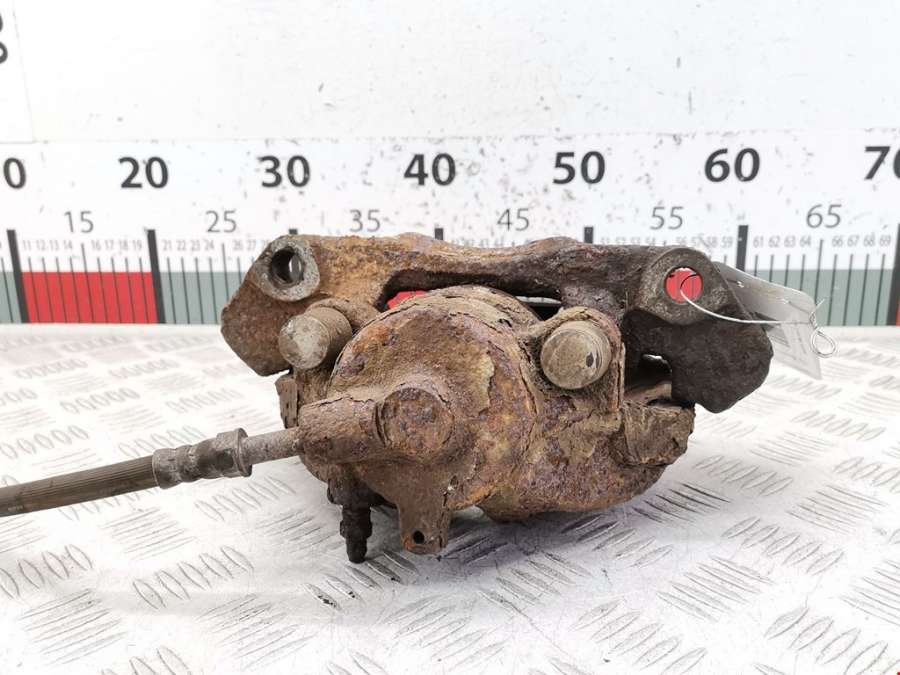 Суппорт передний правый Mercedes Sprinter 1 (W901-905) (1995-2006) Микроавтобус 2002г. | Фото № 2 Суппорт передний правый Mercedes Sprinter 1 (W901-905) (1995-2006) Микроавтобус 2002г. - Фото 2