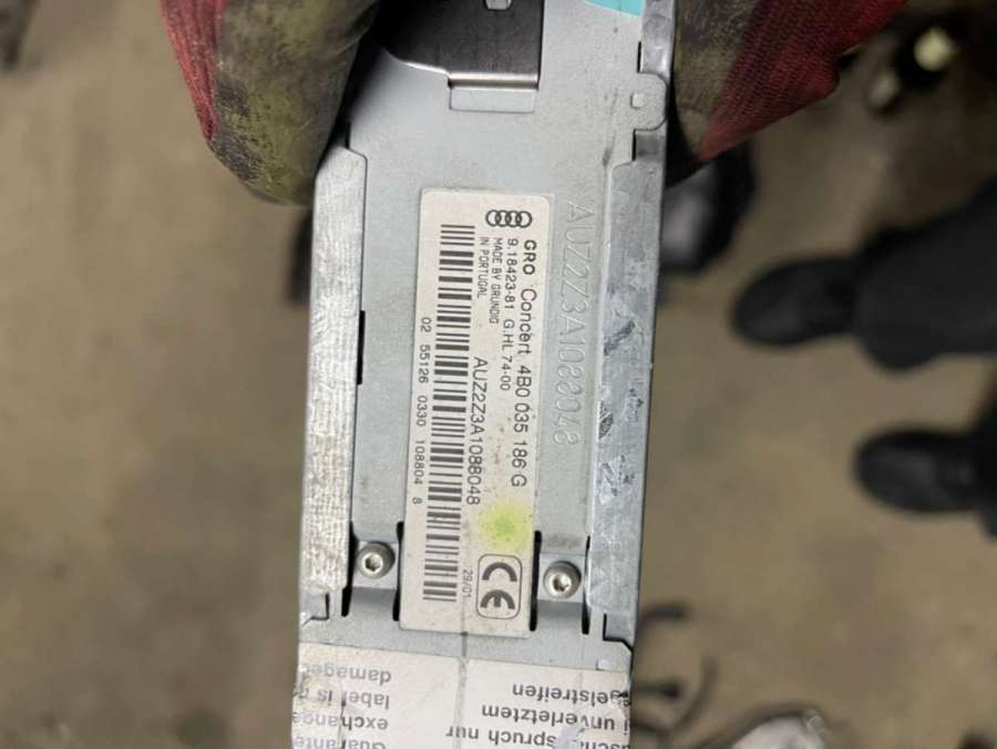 Магнитола (аудио система) Audi A6 C5 (S6,RS6) 1999г. | Фото № 2 Магнитола (аудио система) Audi A6 C5 (S6,RS6) 1999г. - Фото 2