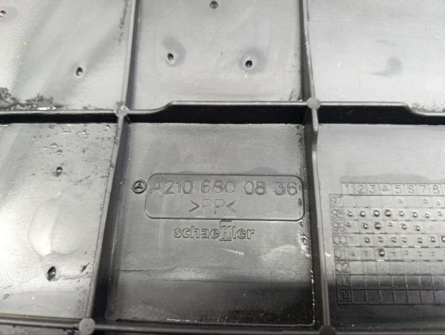 A2106800836 Обшивка салона Mercedes E W210 2002г. | Фото № 4 A2106800836 Обшивка салона Mercedes E W210 2002г. - Фото 4