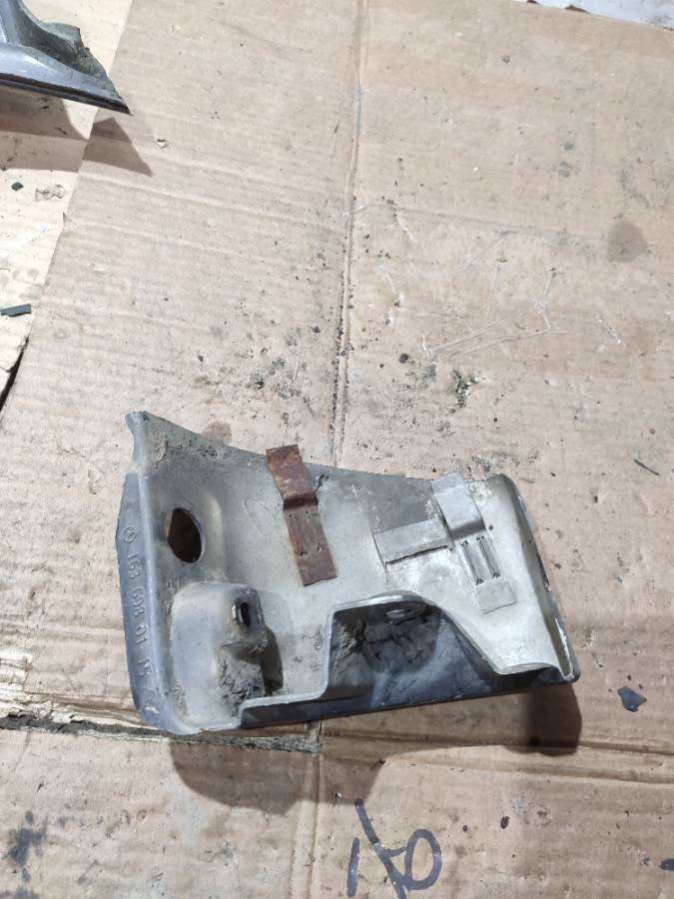 1636980115 Накладка на порог наружная левая Mercedes ML W163 2000г. | Фото № 2 1636980115 Накладка на порог наружная левая Mercedes ML W163 2000г. - Фото 2