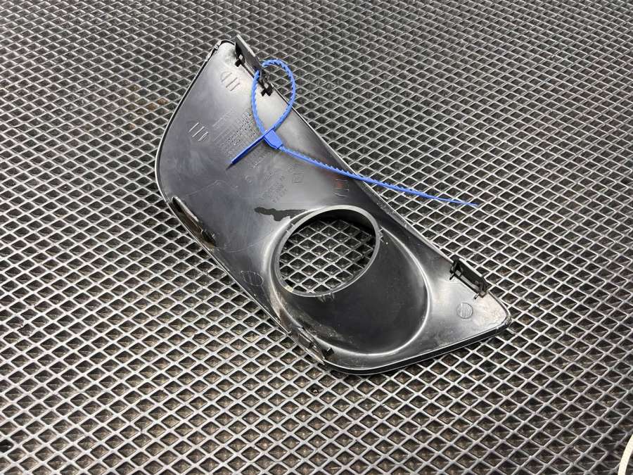 261A31312R Рамка фары противотуманной левая Dacia Logan MCV 2 2016г. | Фото № 6 261A31312R Рамка фары противотуманной левая Dacia Logan MCV 2 2016г. - Фото 6