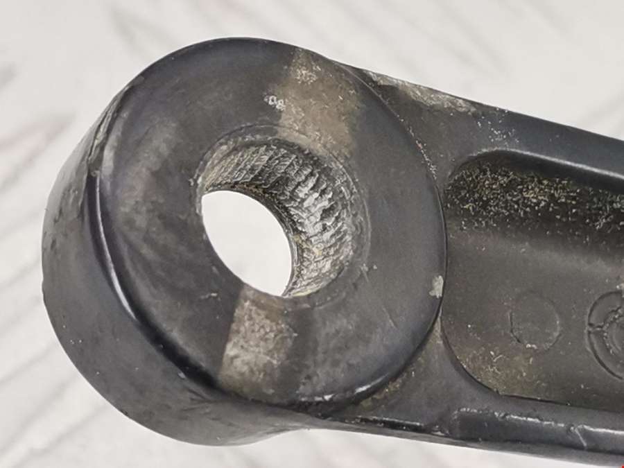 90504175RH Поводок стеклоочистителя передний правый Opel Vectra B (1995-2002) Универсал 1997г. | Фото № 3 90504175RH Поводок стеклоочистителя передний правый Opel Vectra B (1995-2002) Универсал 1997г. - Фото 3