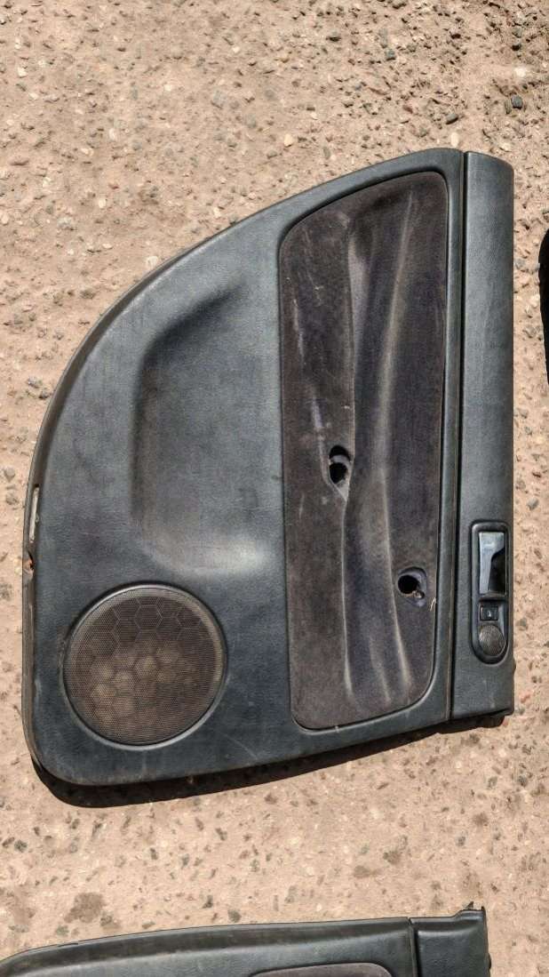 Обшивка дверей (комплект) Volkswagen Passat B5 1998г. | Фото № 10 Обшивка дверей (комплект) Volkswagen Passat B5 1998г. - Фото 10