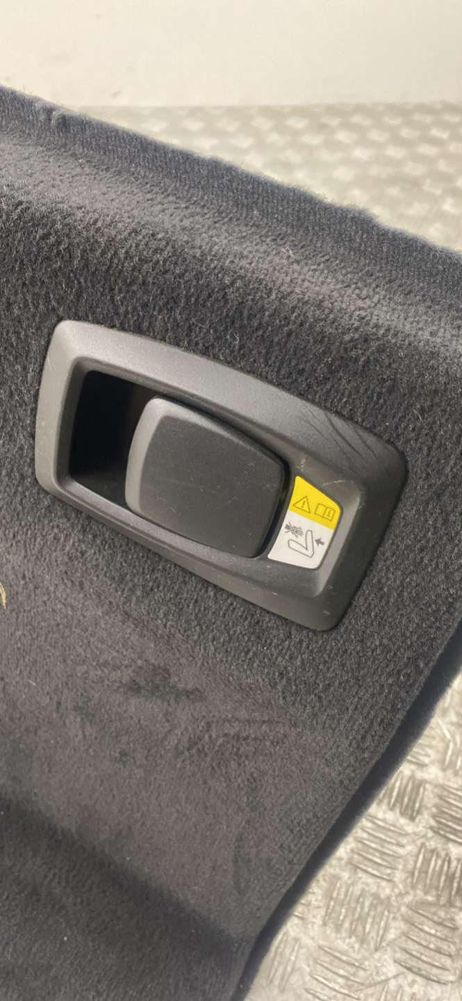 5.1479168496917E+17 Обшивка отсека багажника правая BMW 5 универсал 2011г. | Фото № 3 5.1479168496917E+17 Обшивка отсека багажника правая BMW 5 универсал 2011г. - Фото 3