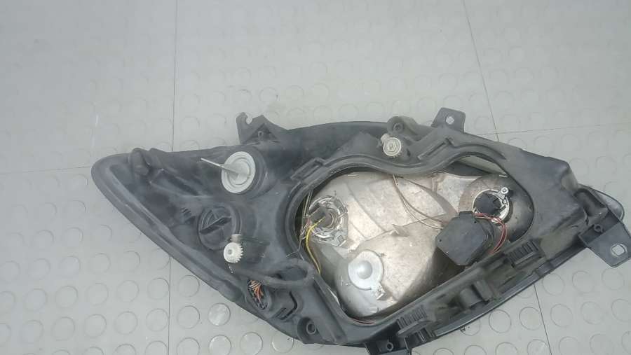 Фара левая MERCEDES BENZ SPRINTER 2 2006г. | Фото № 9 Фара левая MERCEDES BENZ SPRINTER 2 2006г. - Фото 9