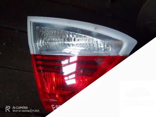 Фонарь крышки багажника левый BMW 3 E90/E91/E92/E93 Универсал 2007г. | Фото № 1 Фонарь крышки багажника левый BMW 3 E90/E91/E92/E93 Универсал 2007г. - Фото 1