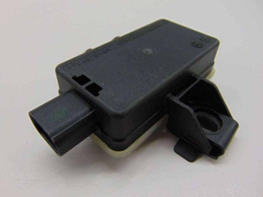 A0009002013 Блок управления (другие)  Mercedes E W213 2023г. | Фото № 2  A0009002013 Блок управления (другие)  Mercedes E W213 2023г. - Фото 2