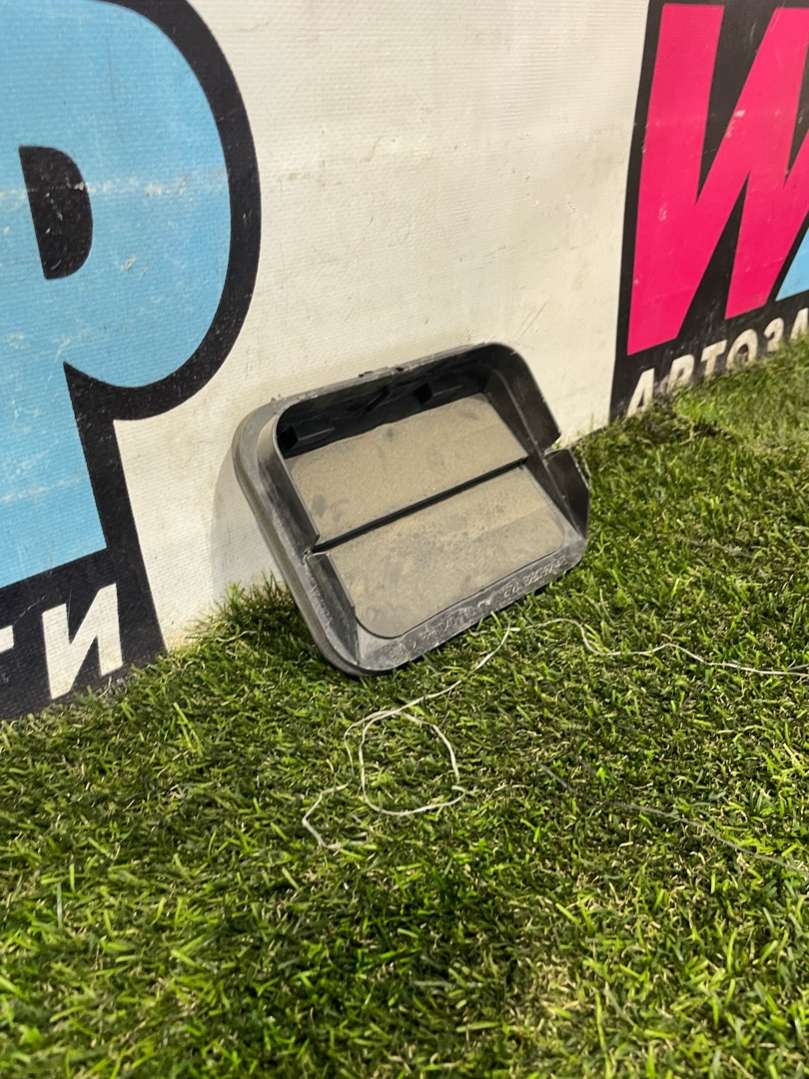 2F2AB280B62AB Решетка вентиляции кузова  Tesla Model 2022г. | Фото № 4  2F2AB280B62AB Решетка вентиляции кузова  Tesla Model 2022г. - Фото 4