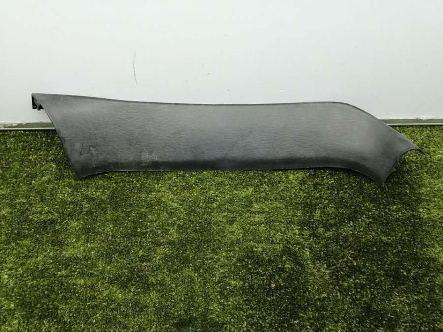 81720H1000 Обшивка двери багажника правая Hyundai Terracan 2002г. | Фото № 2 81720H1000 Обшивка двери багажника правая Hyundai Terracan 2002г. - Фото 2