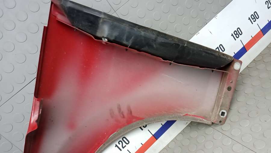 Крыло переднее правое MERCEDES BENZ C-CLASS W204 2007г. | Фото № 13 Крыло переднее правое MERCEDES BENZ C-CLASS W204 2007г. - Фото 13