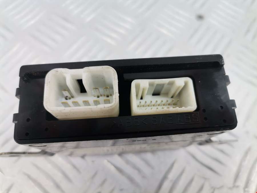 615138-000 Блок управления двери Lexus RX 2 (XU30) (2003-2009) Внедорожник 5дв. 2008г. | Фото № 4 615138-000 Блок управления двери Lexus RX 2 (XU30) (2003-2009) Внедорожник 5дв. 2008г. - Фото 4