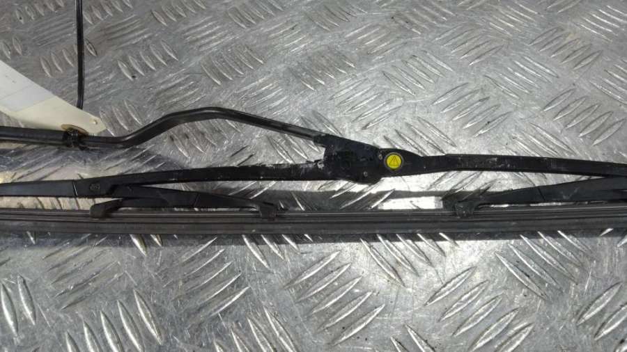 80008647 Щеткодержатель (поводок стеклоочистителя, дворник) Nissan Primera 2004г. | Фото № 2 80008647 Щеткодержатель (поводок стеклоочистителя, дворник) Nissan Primera 2004г. - Фото 2