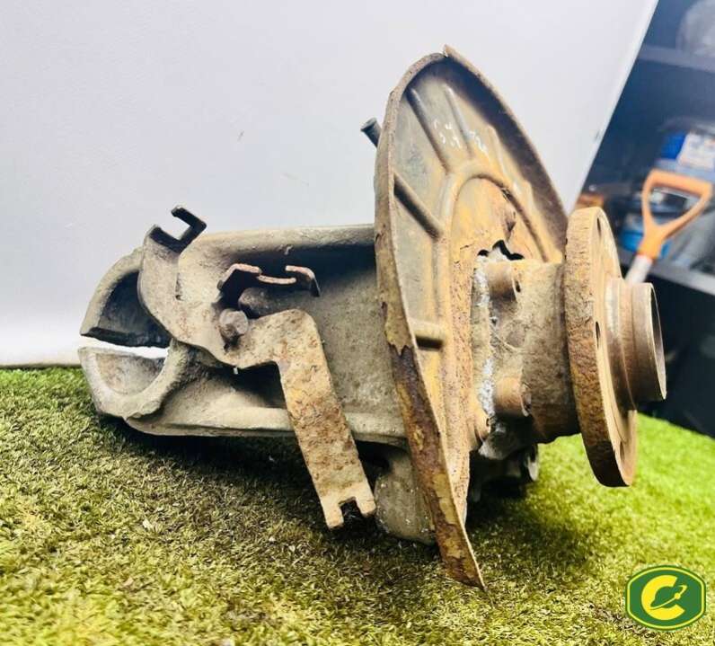 Кулак поворотный левый Volkswagen Passat 2007г. | Фото № 4 Кулак поворотный левый Volkswagen Passat 2007г. - Фото 4