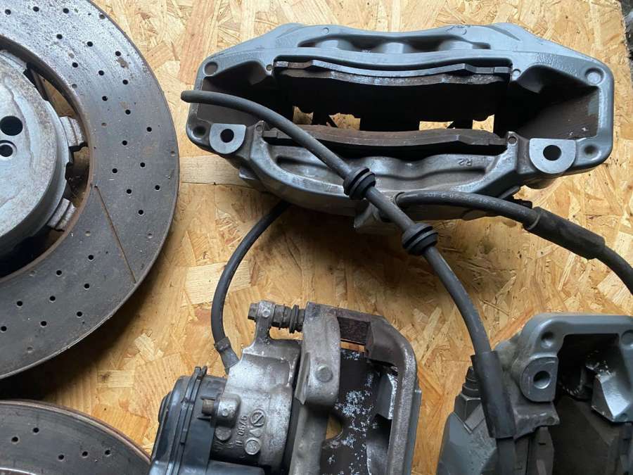 A2054210300 A2054210400 A2314230212 A2124210512 Комплект тормозов (диски и суппорта) Mercedes C W205 2018г. | Фото № 5 A2054210300 A2054210400 A2314230212 A2124210512 Комплект тормозов (диски и суппорта) Mercedes C W205 2018г. - Фото 5