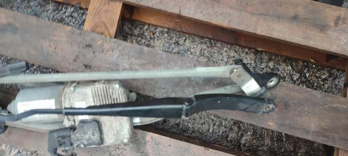 8K2955119A Моторчик стеклоочистителя фар  Audi A4 B8/8K (2007-2011) 2007г. | Фото № 2  8K2955119A Моторчик стеклоочистителя фар  Audi A4 B8/8K (2007-2011) 2007г. - Фото 2