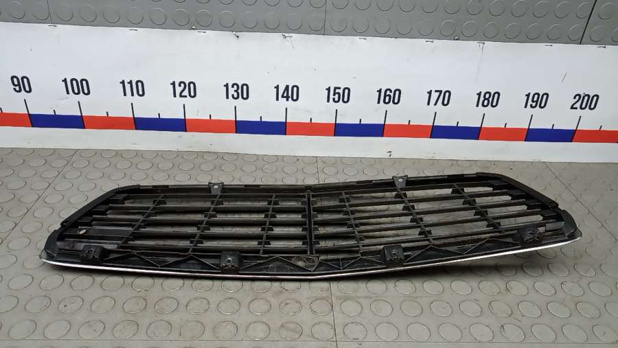 Решетка радиатора MERCEDES BENZ E-CLASS W211 2002г. | Фото № 10 Решетка радиатора MERCEDES BENZ E-CLASS W211 2002г. - Фото 10