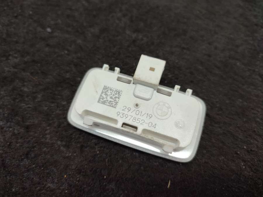 9397852 Фонарь салона (плафон) BMW 5 G30/G31 2019г. | Фото № 6 9397852 Фонарь салона (плафон) BMW 5 G30/G31 2019г. - Фото 6