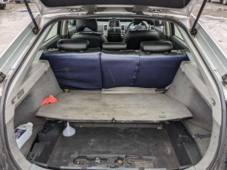 Подушка безопасности пассажирская (в торпедо) Toyota Prius 2 (XW20) (2003-2009) Хетчбэк 5дв. 2008г. | Фото № 10 Подушка безопасности пассажирская (в торпедо) Toyota Prius 2 (XW20) (2003-2009) Хетчбэк 5дв. 2008г. - Фото 10