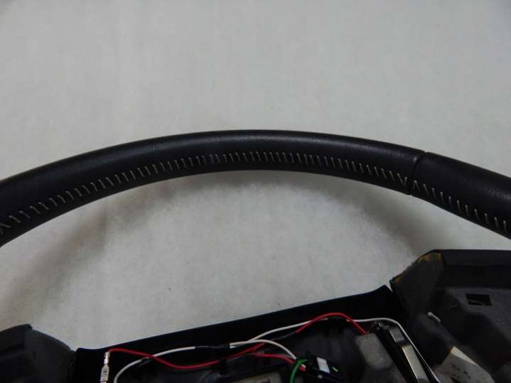 Руль Renault Megane 3 поколение (2009-2014) 2009г. | Фото № 8 Руль Renault Megane 3 поколение (2009-2014) 2009г. - Фото 8