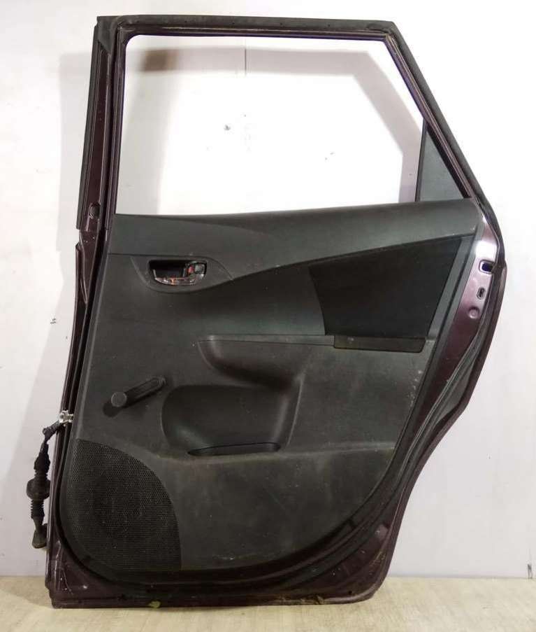 Стеклоподъемник электрический задний правый  Toyota Verso-S  минивэн 2011г. | Фото № 2   Стеклоподъемник электрический задний правый  Toyota Verso-S  минивэн 2011г. - Фото 2