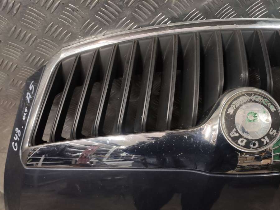 Капот Skoda Octavia A5 2009г. | Фото № 3 Капот Skoda Octavia A5 2009г. - Фото 3