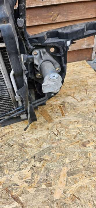 Передняя панель крепления облицовки (телевизор) Audi A4 B6 (2000-2005) 2000г. | Фото № 11 Передняя панель крепления облицовки (телевизор) Audi A4 B6 (2000-2005) 2000г. - Фото 11