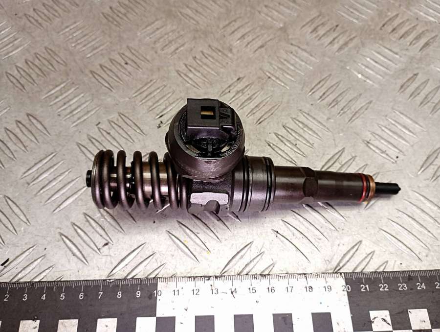 038130073F038130073L0414720035045130073T045130079X0986441551 Форсунка  Audi A4 B5 1997г. | Фото № 2  038130073F038130073L0414720035045130073T045130079X0986441551 Форсунка  Audi A4 B5 1997г. - Фото 2