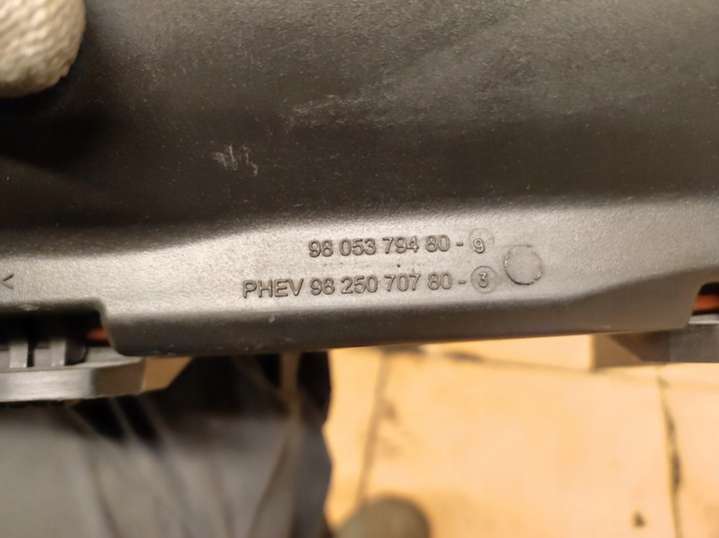 98053794809825070780 Корпус воздушного фильтра  Opel Astra L (2021-2024) 2021г. | Фото № 11  98053794809825070780 Корпус воздушного фильтра  Opel Astra L (2021-2024) 2021г. - Фото 11