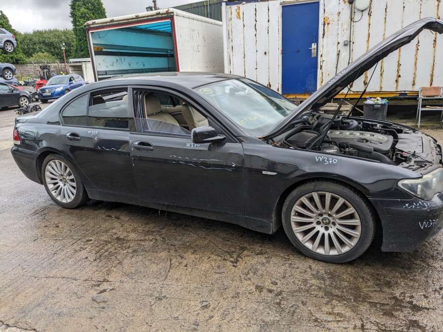 Радиатор гидроусилителя BMW 7-Series (E65/E66) (2001-2008) Седан 2005г. | Фото № 8 Радиатор гидроусилителя BMW 7-Series (E65/E66) (2001-2008) Седан 2005г. - Фото 8